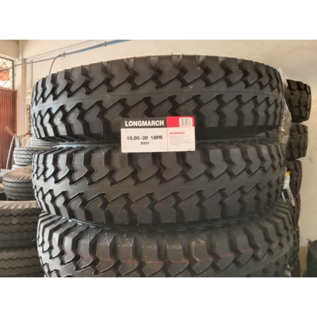 Ban Truck Merk Longmarch Ukuran 1000-20 18PR