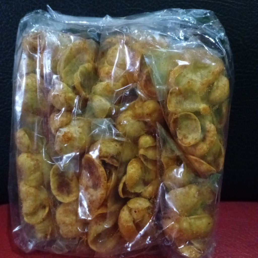 

Makanan ringan cikruh makroni keong pedas gurih renyah