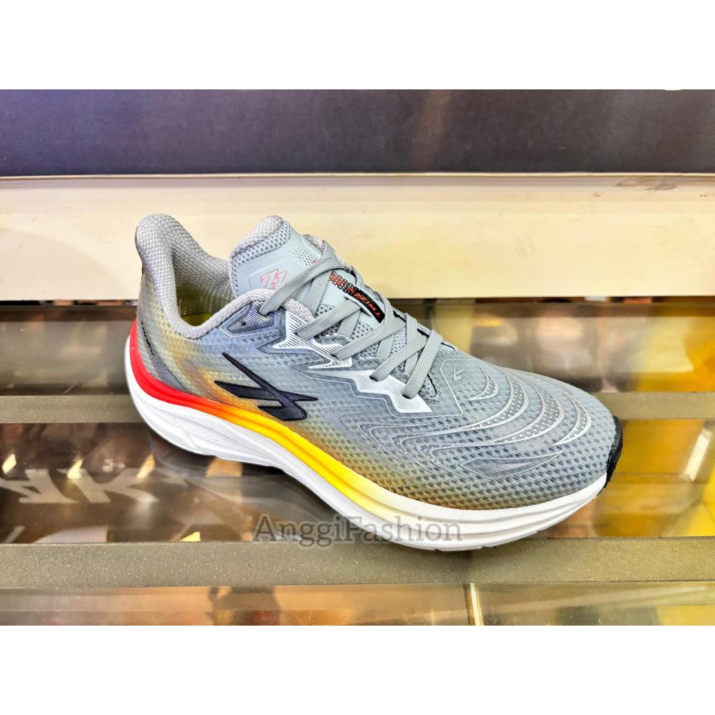 Sepatu Lari Pria Sepatu Olahraga Spotec Twizzy - Abu Muda