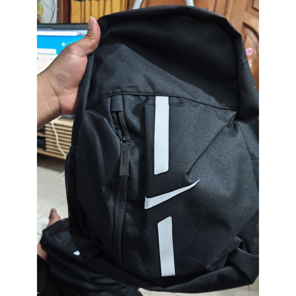 TAS RANSEL NK