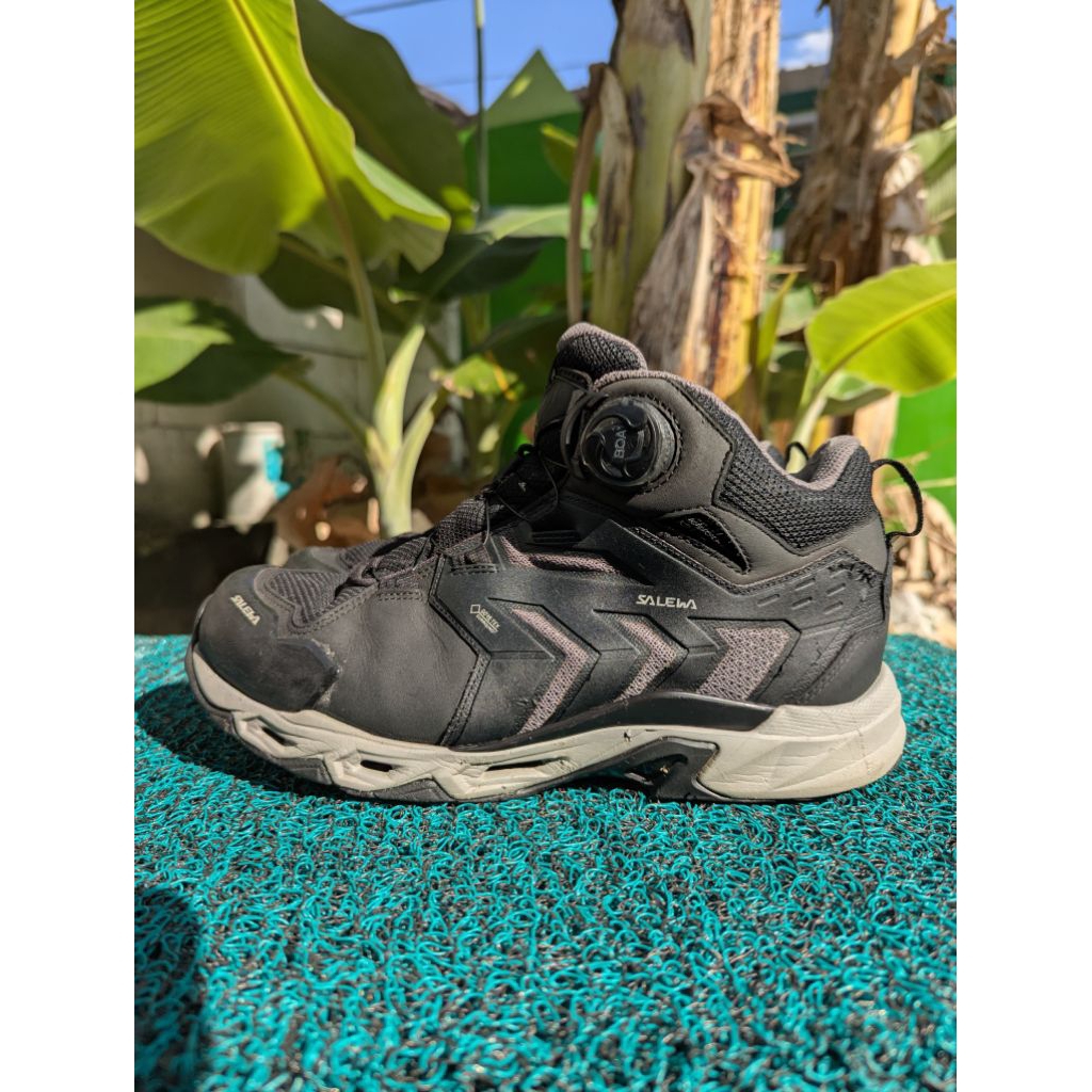 SALEWA SIZE 39 INSOL 25( SEPATU SECOND OUTDOOR )