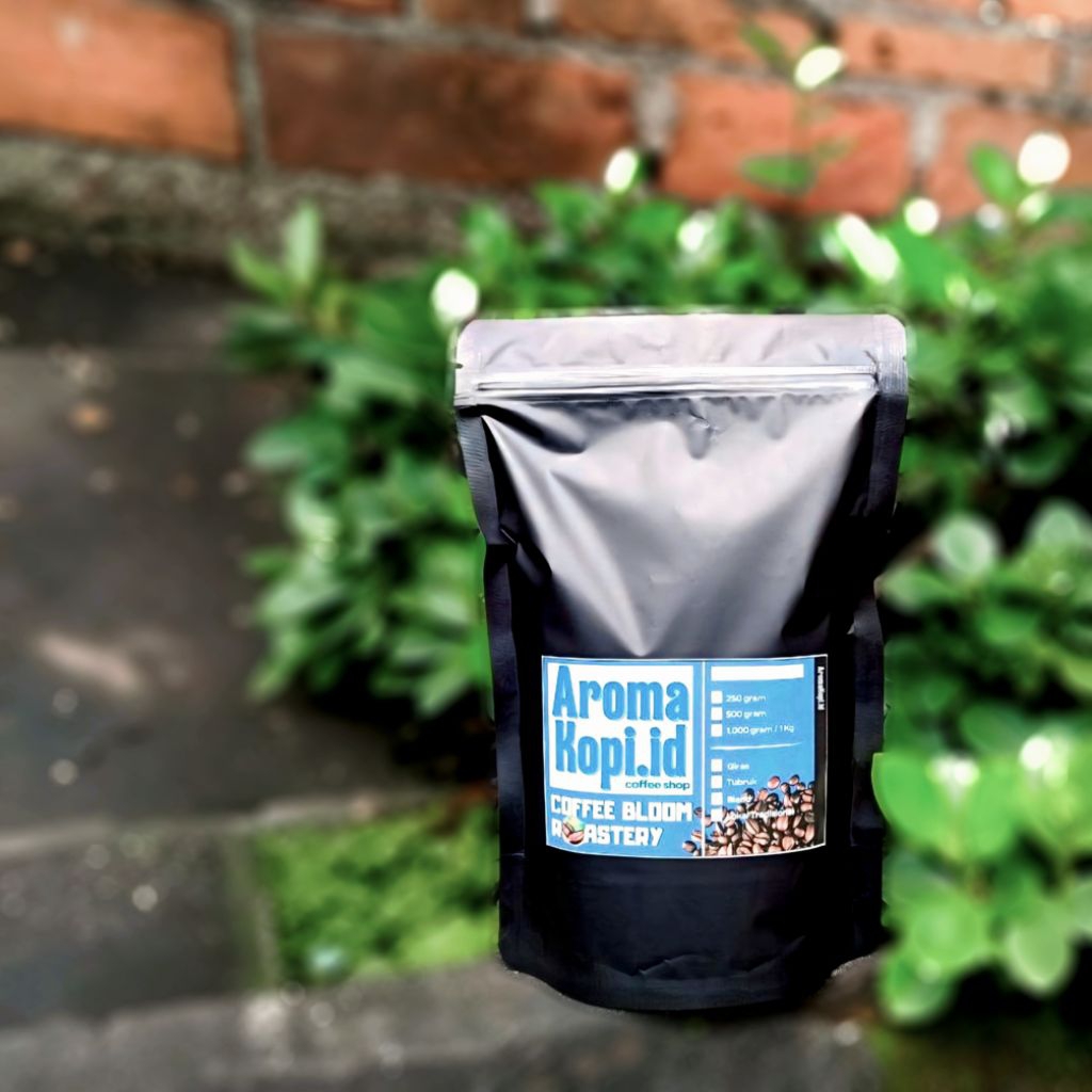 

Bubuk Kopi Giras 500g Kental Gurih Pas