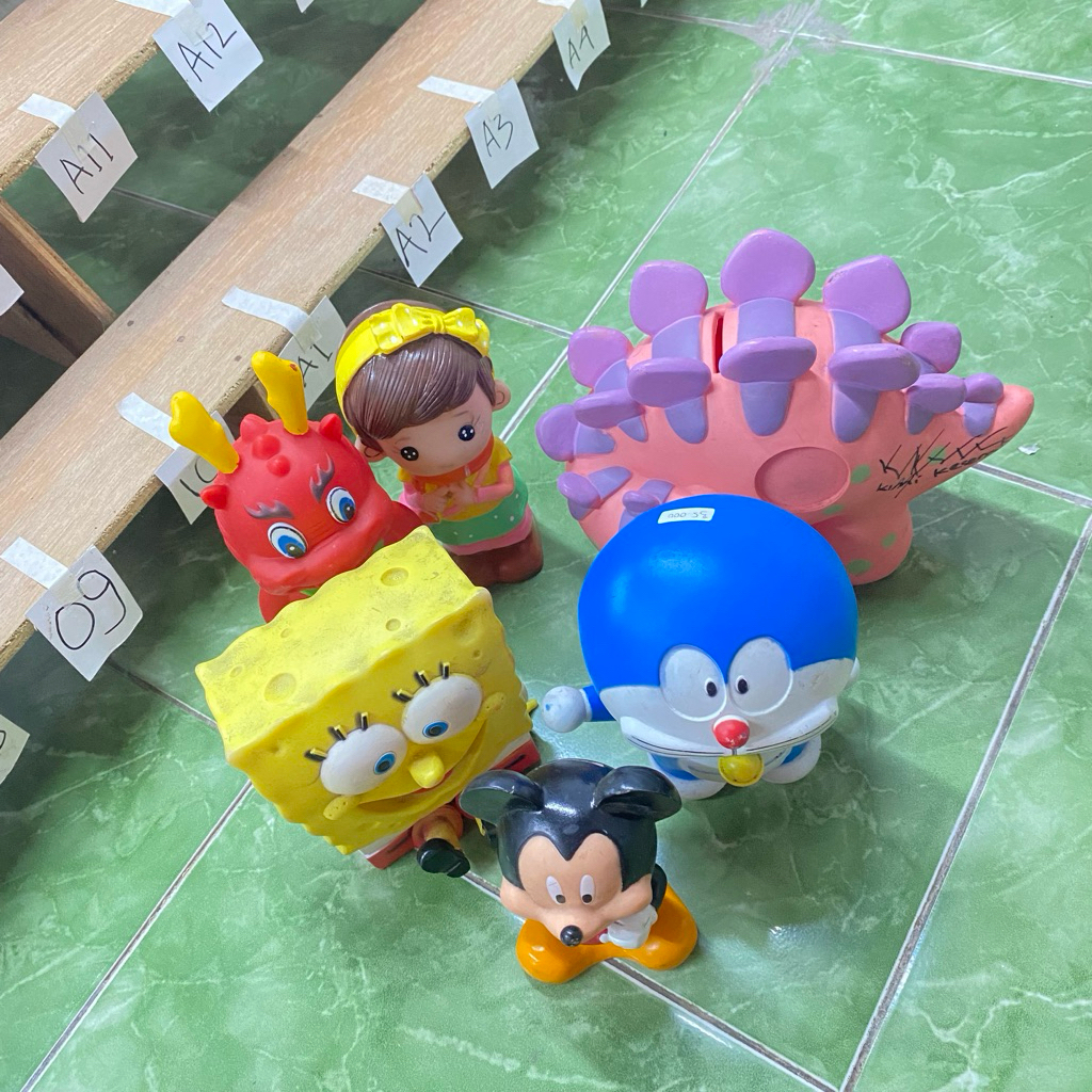 (Update 14 Des 25) Celengan Karakter Anak Lucu Unik Preloved Murah
