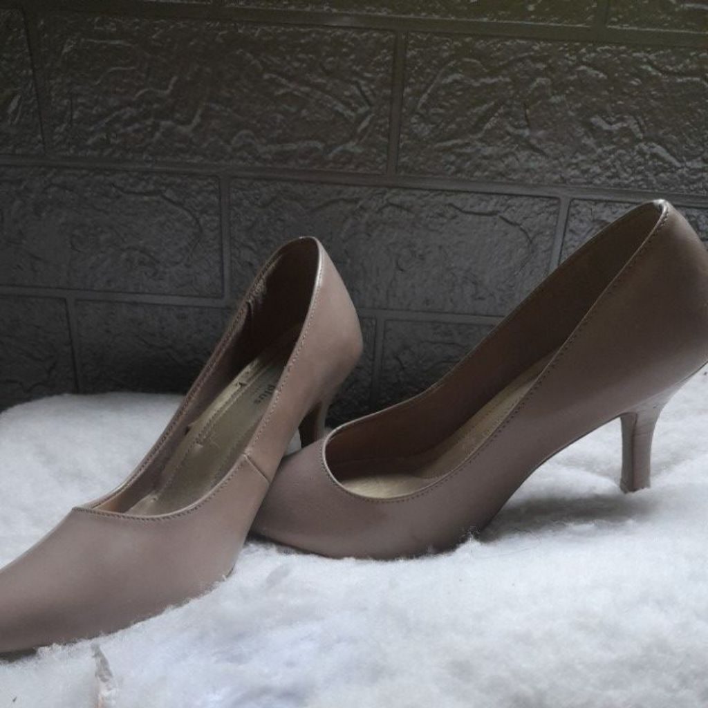 sepatu wanita comfort plus preloved