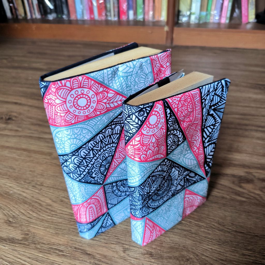 

Sampul Buku Motif Mandala