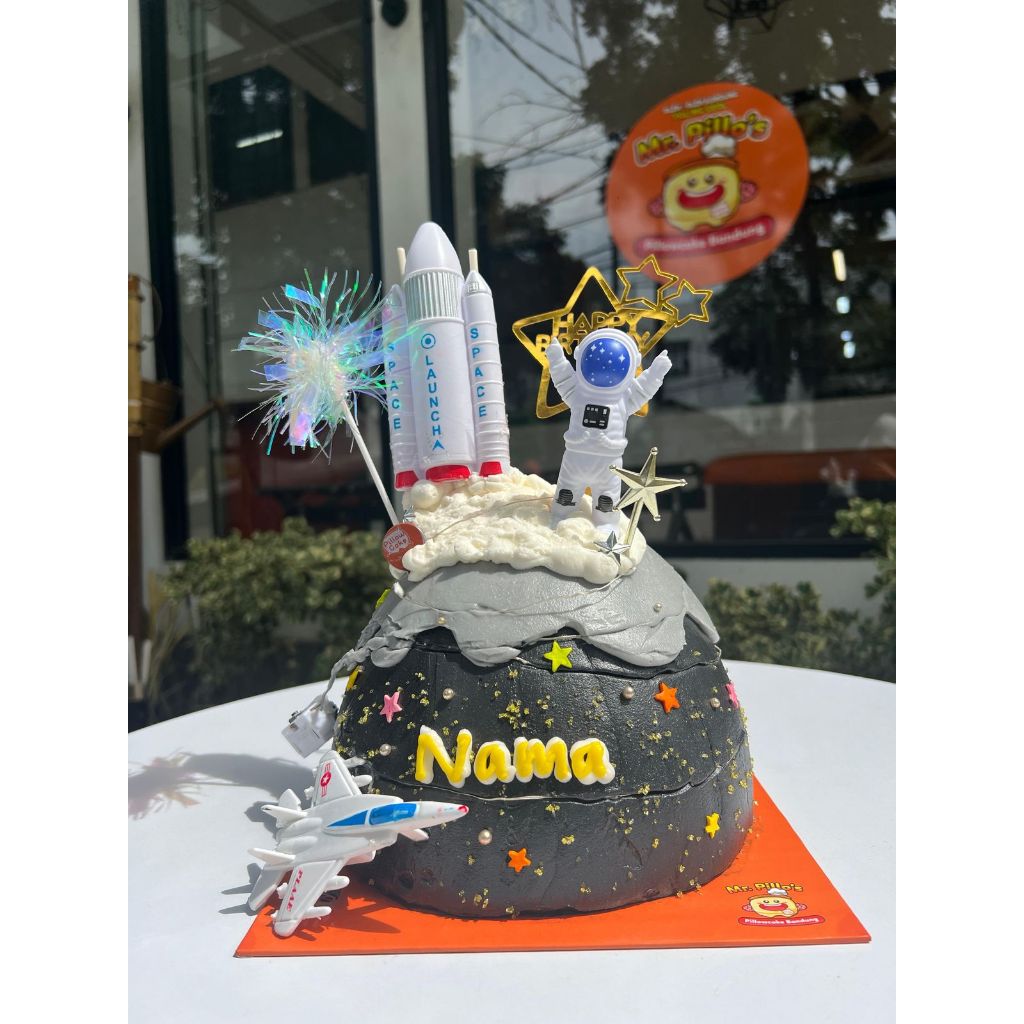 

CAKE ASTRONOT PILLOWCAKE