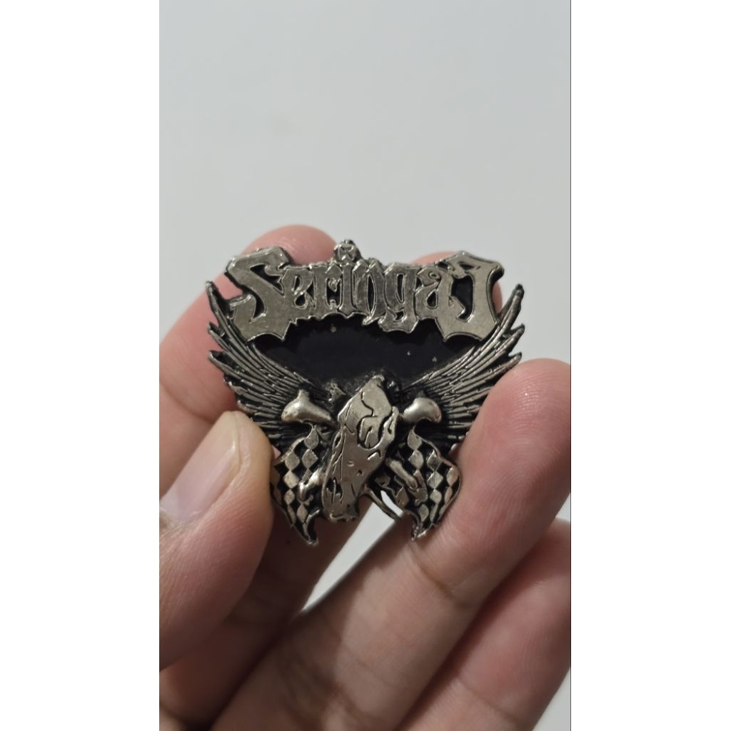 Enamel Pin SERINGAI Original