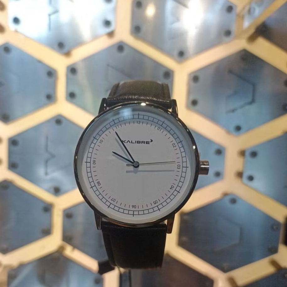 kalibre jam tangan Versa