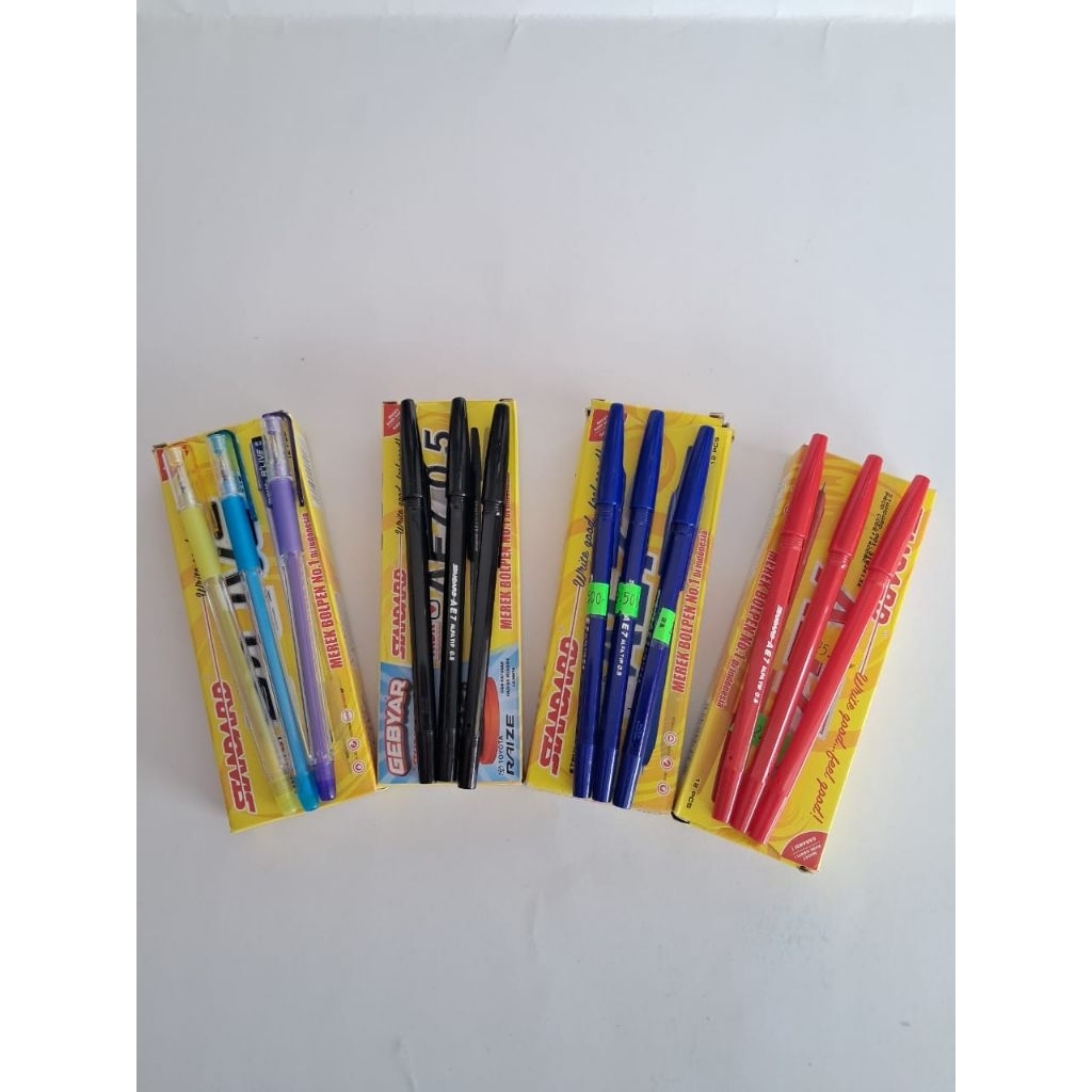 

Pulpen standard B,live 0.3mm dan AE7 0.5mm Hitam, Merah dan Biru Pack (12pcs)