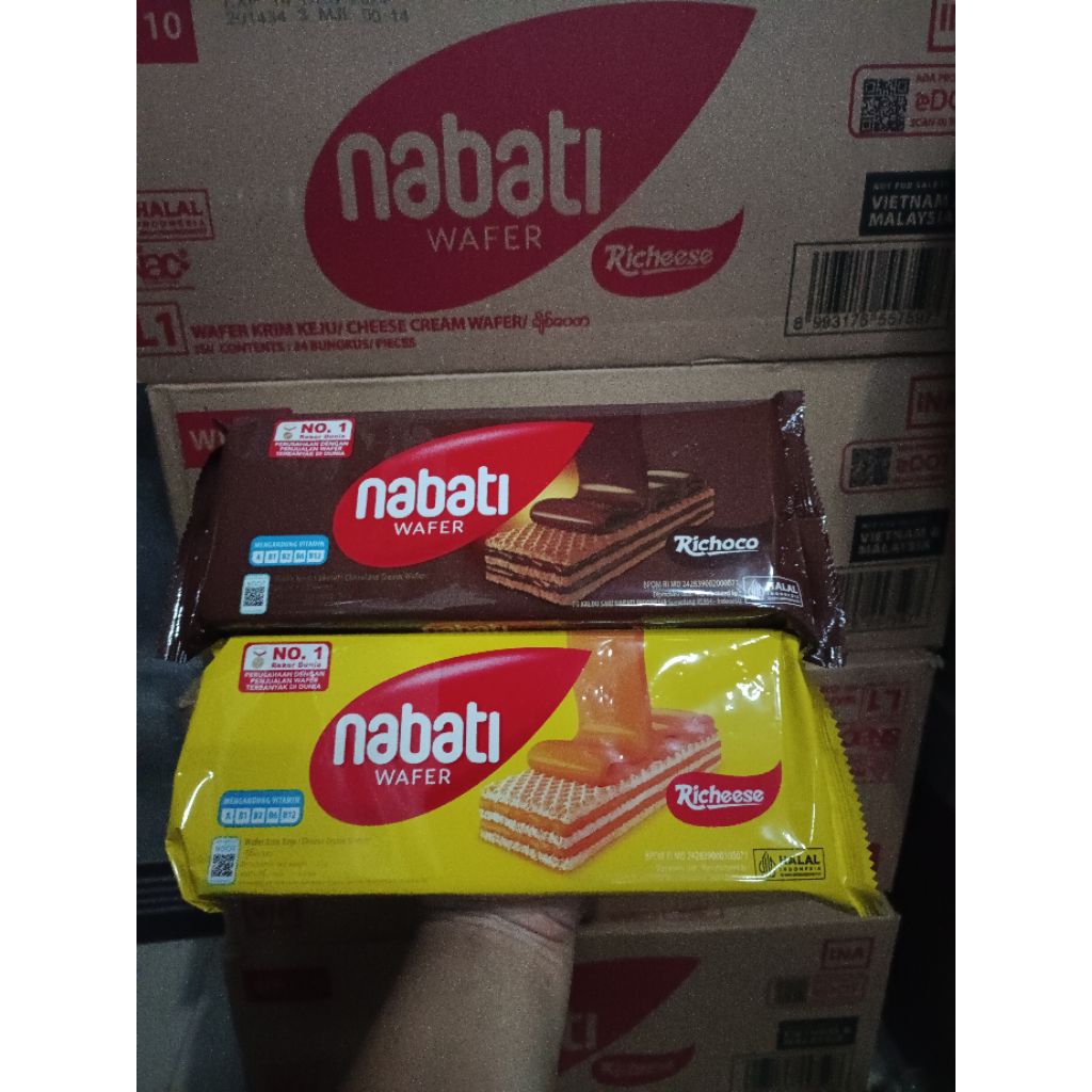 

1Dus wafer Nabati Keju & Coklat isi 24pcs