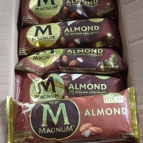 

Es Krim Ice Cream Walls Magnum Almond 80ml 1 pcs