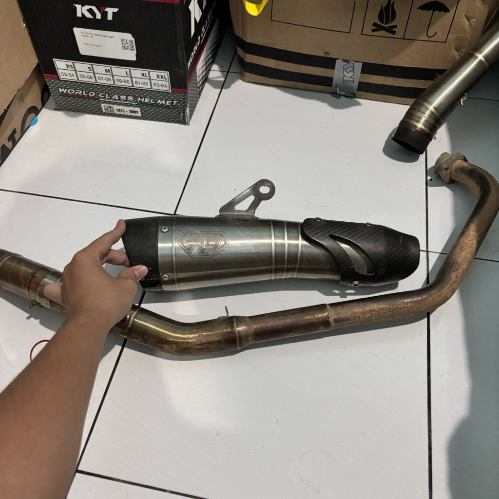 KNALPOT FULLSYSTEM R9 H2 ORIGINAL CBR150R ALL NEW