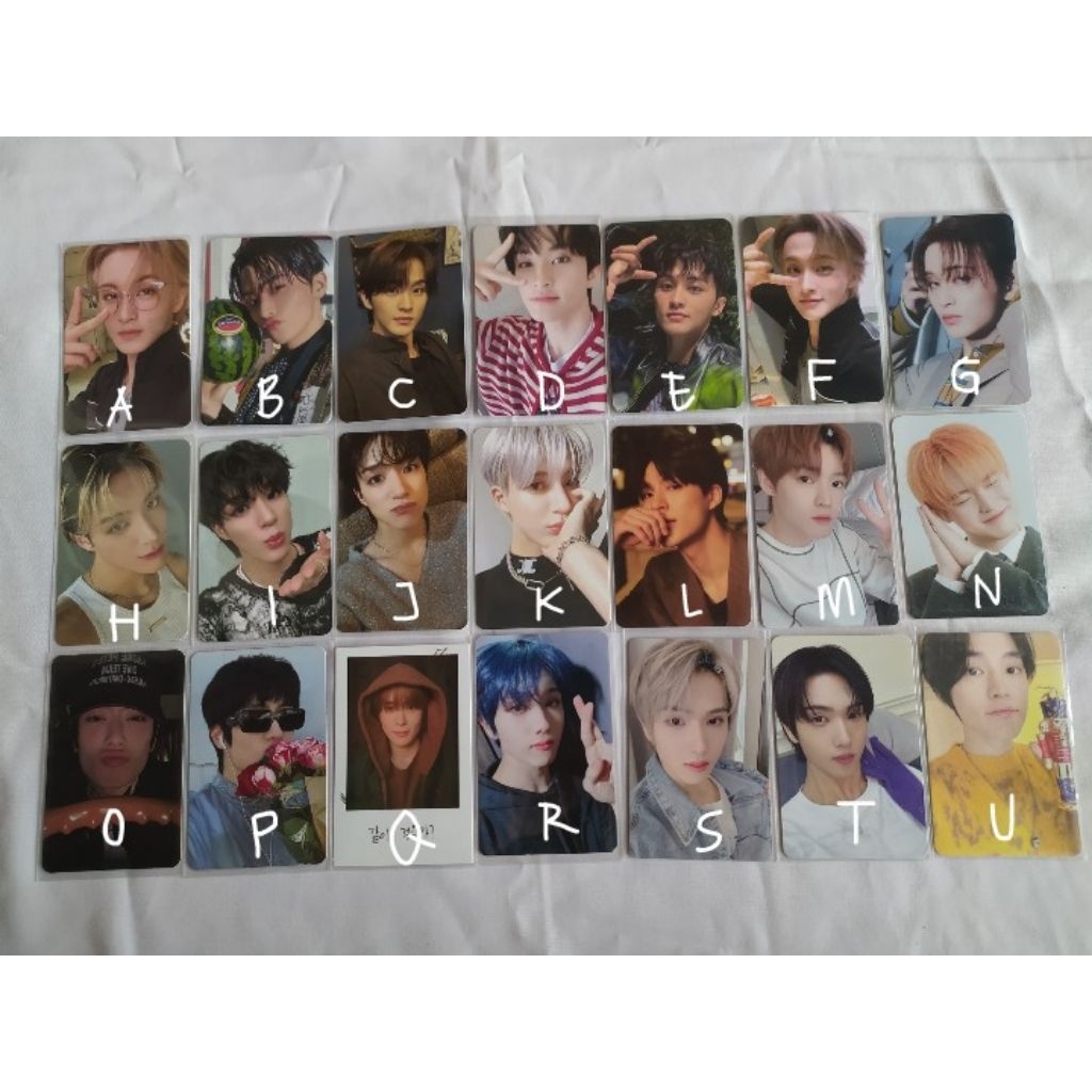 PC JENO MARK JISUNG JAEHYUN CHENLE NCT OFFICIAL [READY STOCK] Mark dreamini Mark subak pout Mark yzy
