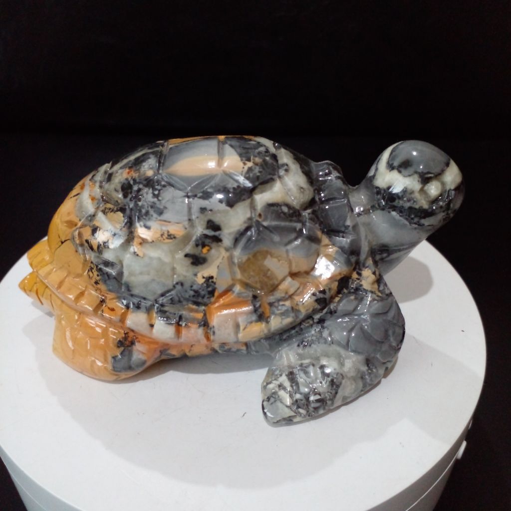 Kura-Kura Ukiran Tangan dari Batu Akik Asli