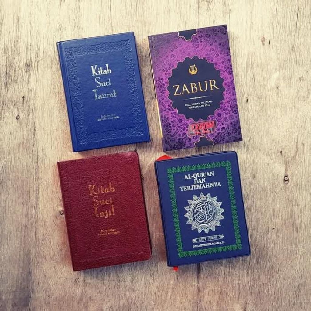 Kitab Suci TAURAT, ZABUR, Perjanjian Baru (INJIL), & AL- QUR`AN + TRIALOG TIGA AGAMA BESAR (Sepaket)