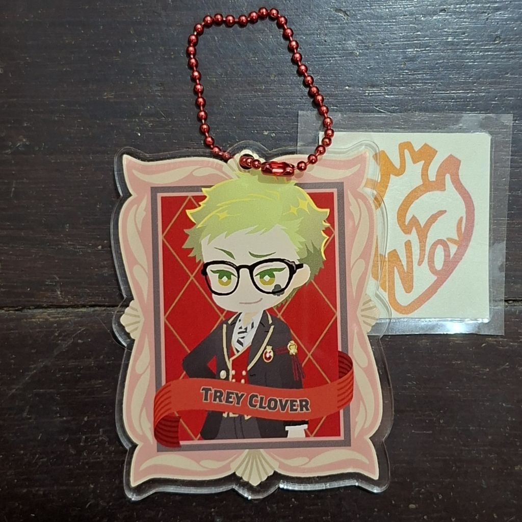 Twisted wonderland trey clover acrylic keychain