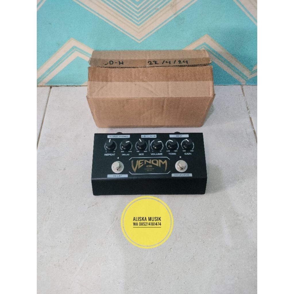 Venom distorsi dan delay