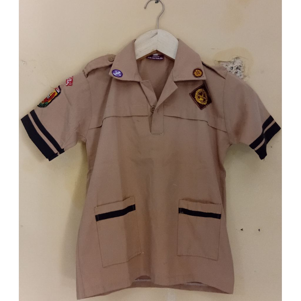 Seragam pramuka Second/Seragam sekolah/bekas
