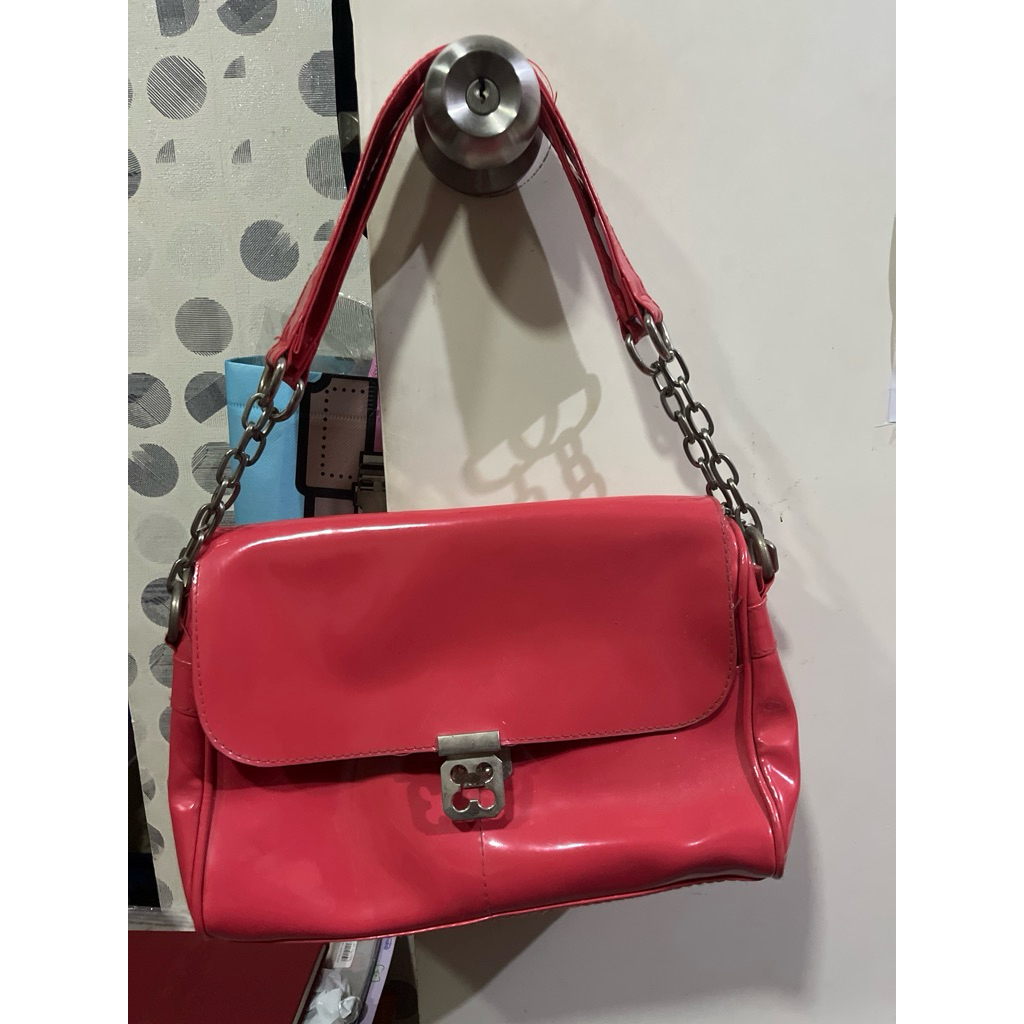 PRELOVED tas wanita warna pink mengkilap