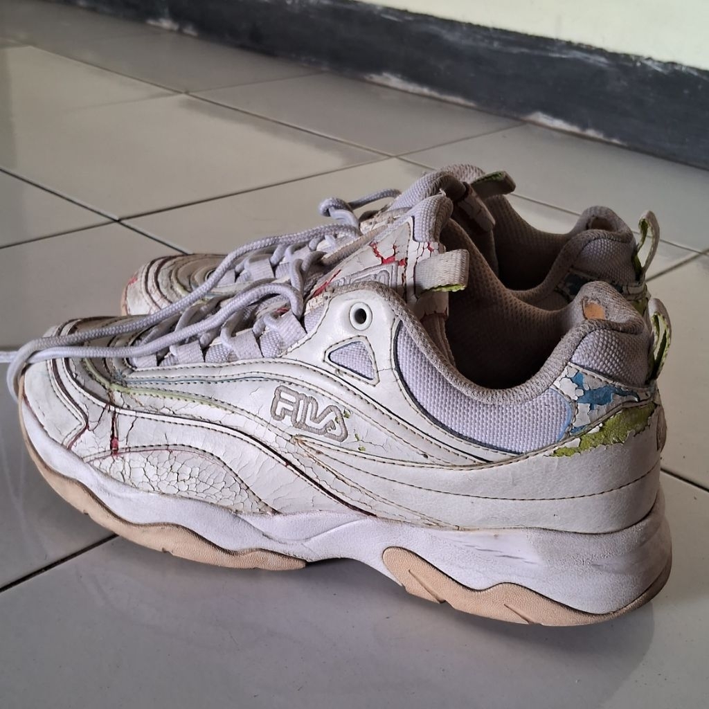 preloved sepatu Fila original