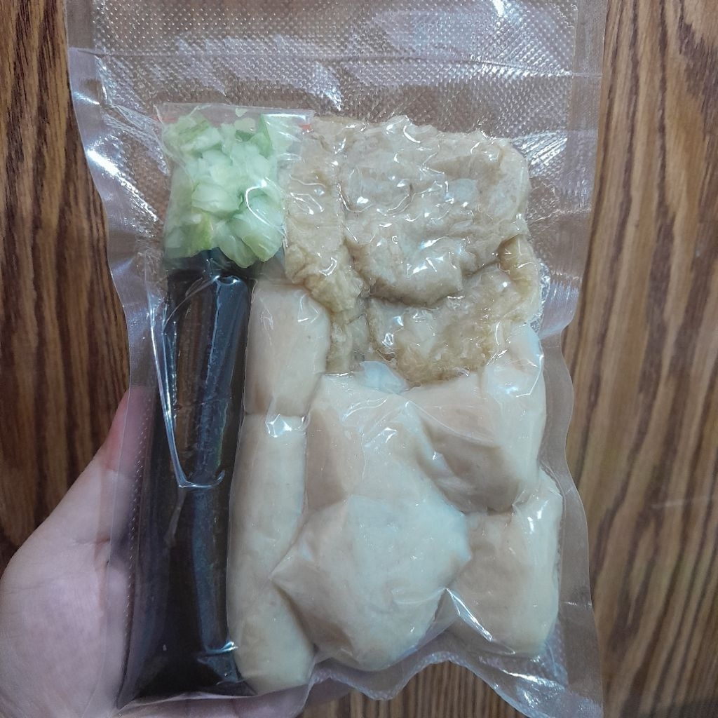 

Paket Pempek Ikan tenggiri