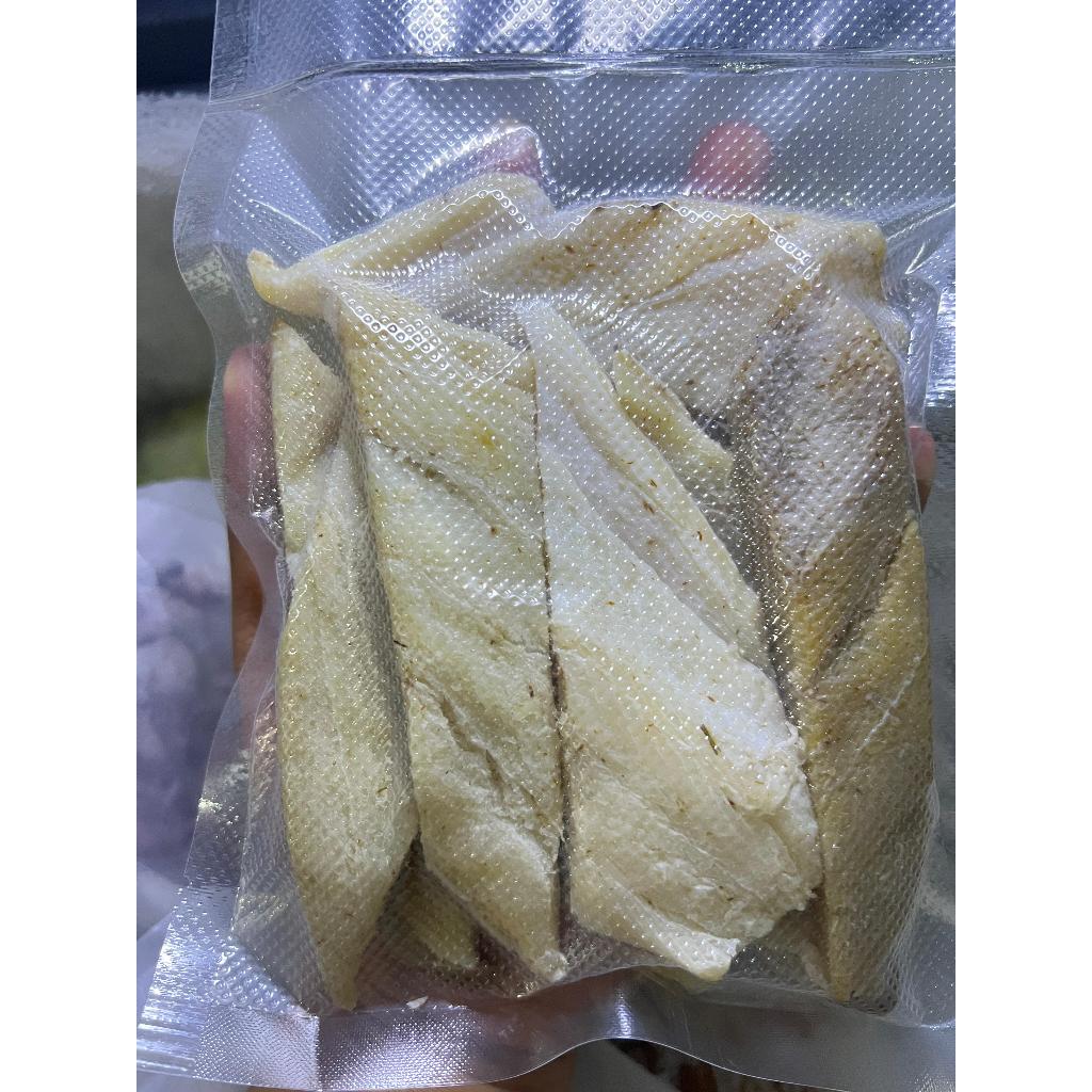 

Ikan Asin Cucut Potong 250gr | Sayur Freshmart Bandung