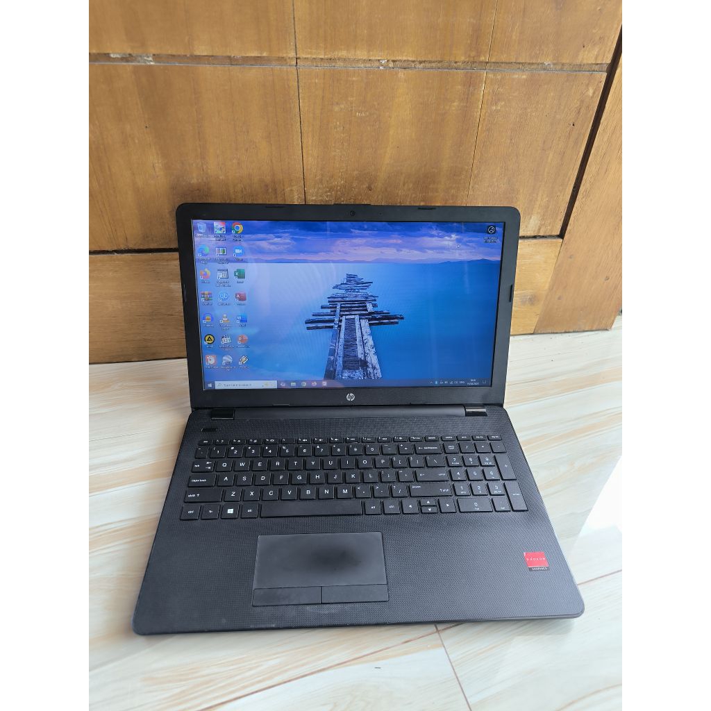 Hp 15 Bw AMD A10 DUAL Grapich RAM 4GB SSD 128GB