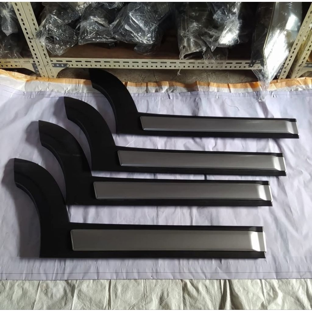 Over fender moulding Mitsubishi xpander cross 2022 2023 Original