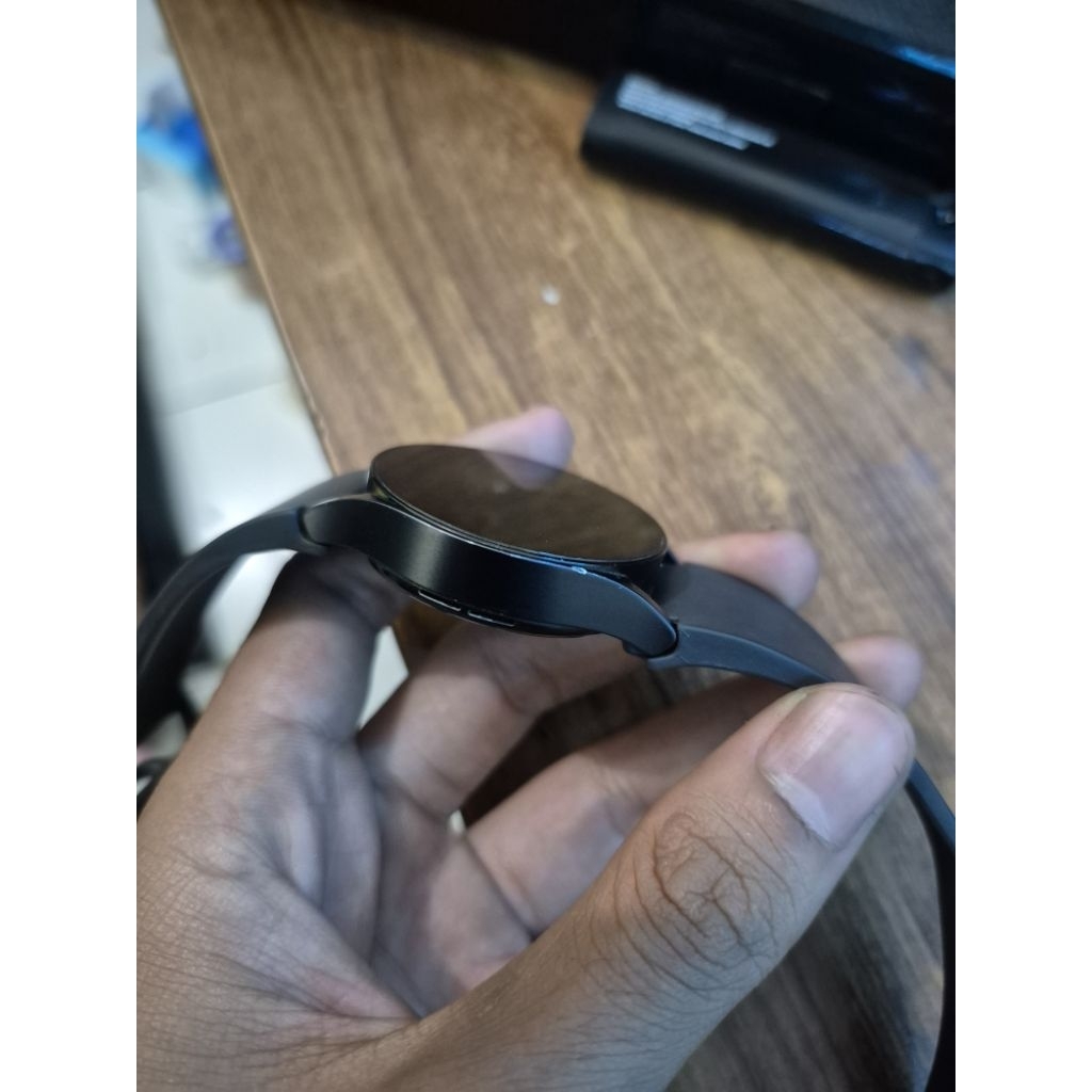 galaxy watch 6 bekas minus ada lecet dikit