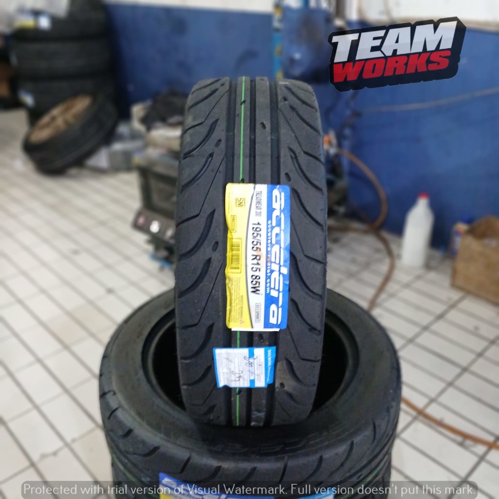 BAN MOBIL TUBLES RING 15 ACCELERA 651 SPORT TW200 195 55 RING 15 BAN SEMII SLICK BALAP