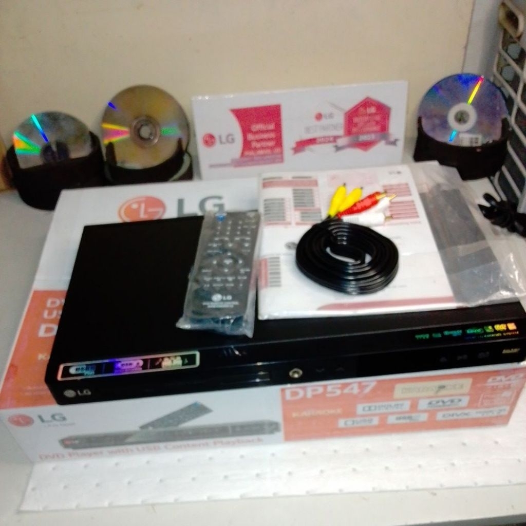 LG DVD PLAYER KARAOKE DP547 USB KEY NAIK TURUN NADA  SATU LUBANG MIC DOLBY STEREO AUDIO EFFECT FULL 