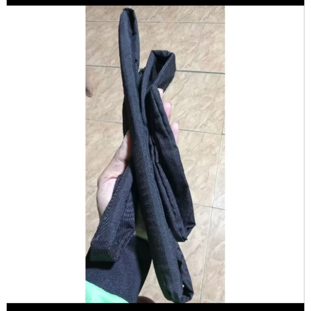 Asesoris Babatsal hitam kepahlawanan