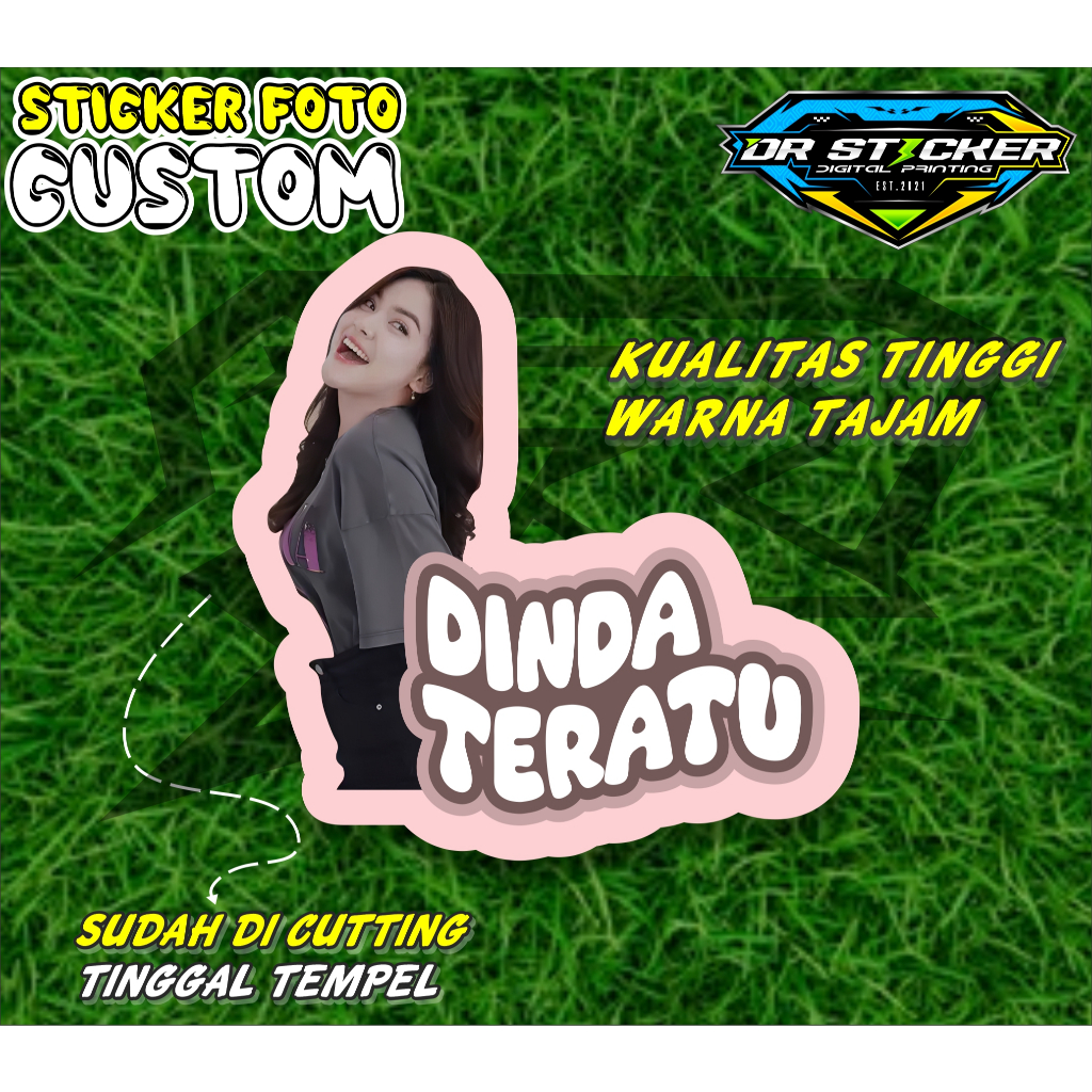 

Stiker Nama dan Foto Wajah Custom Tahan Air Waterprof Udah di Potong Sesuai Pola Sticker Laptop Helm Free Desaign
