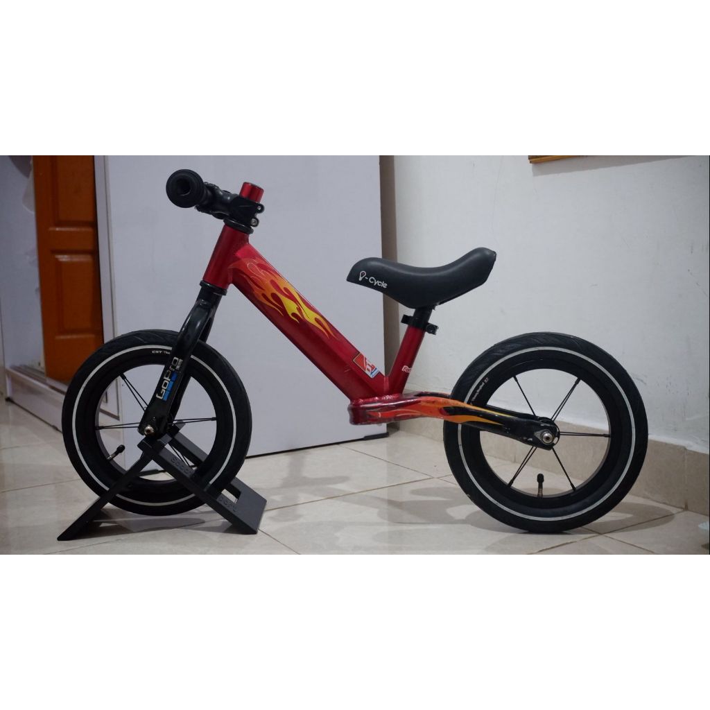 pushbike i cycle balance bike preloved bekas