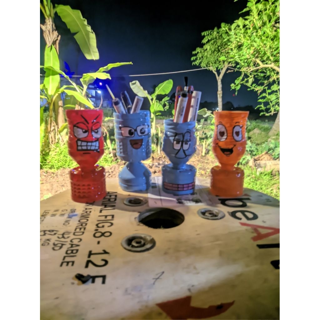 

prakarya.tempat pensil.