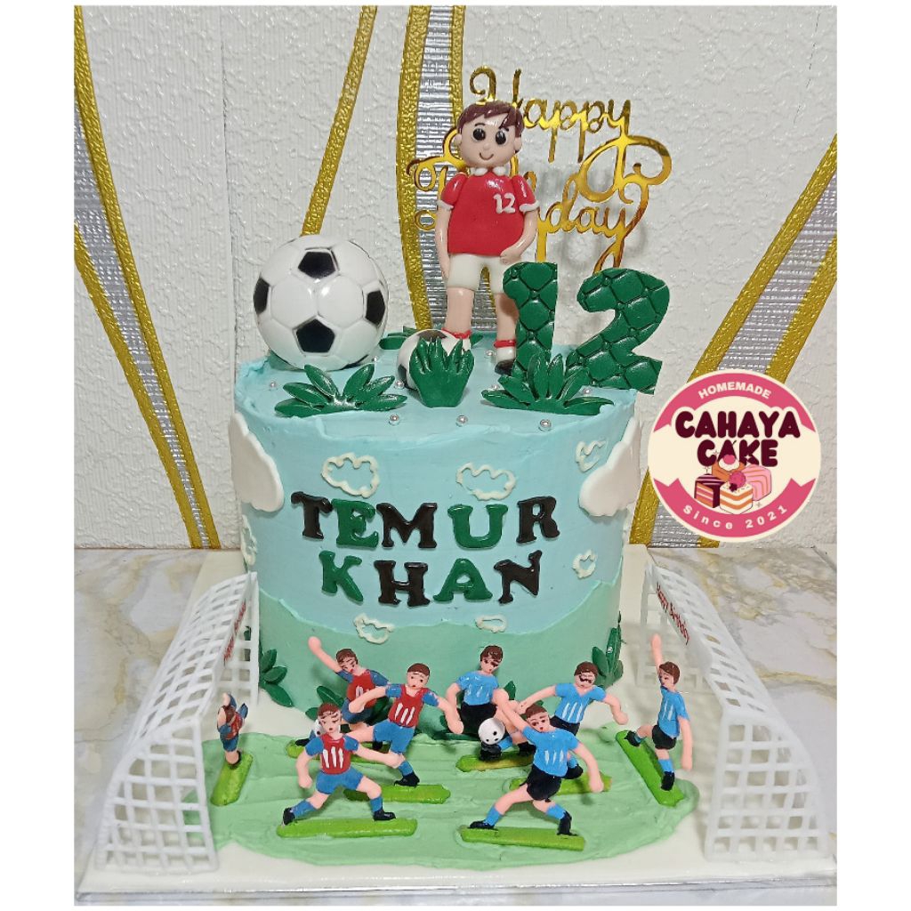 

Football Cake / Kue Ulang Tahun Bola / Kue Ultah Sepak Bola