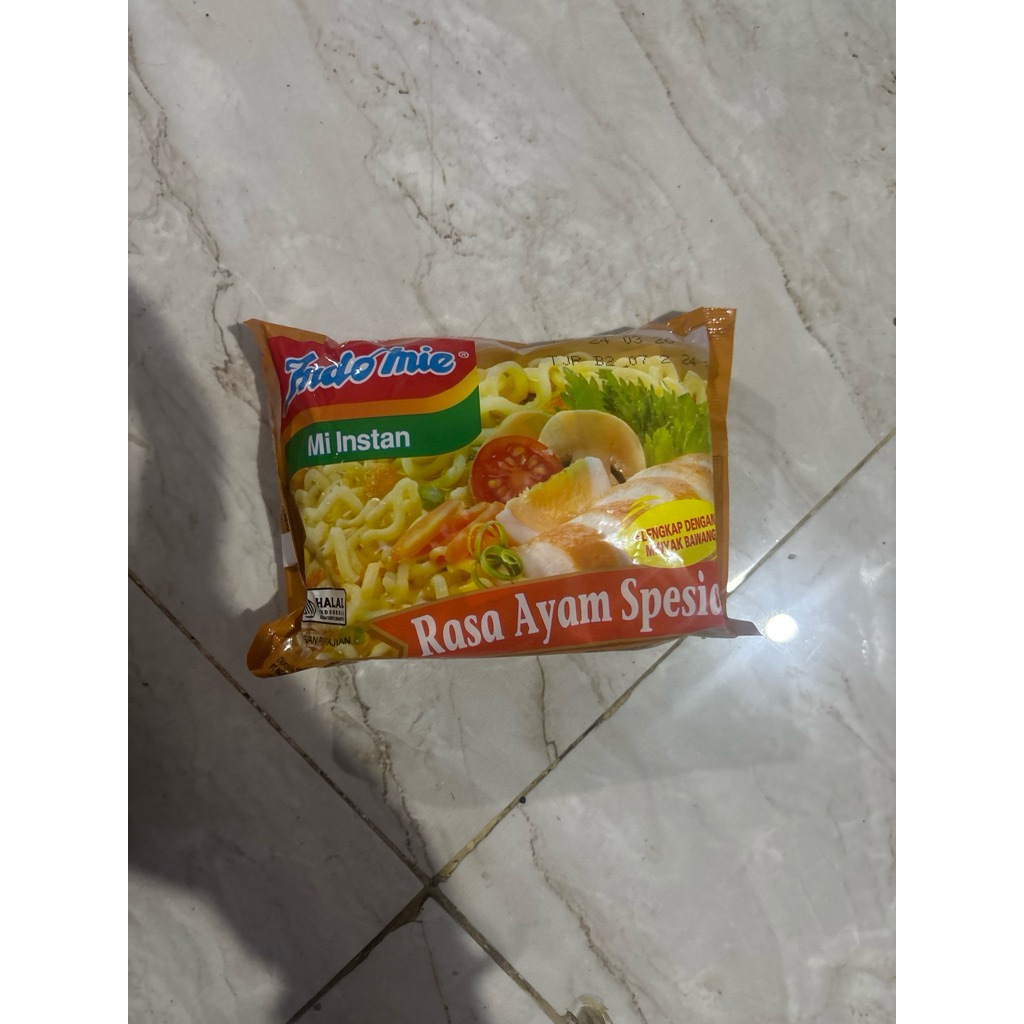 

2 Pcs Indomie Ayam spesial