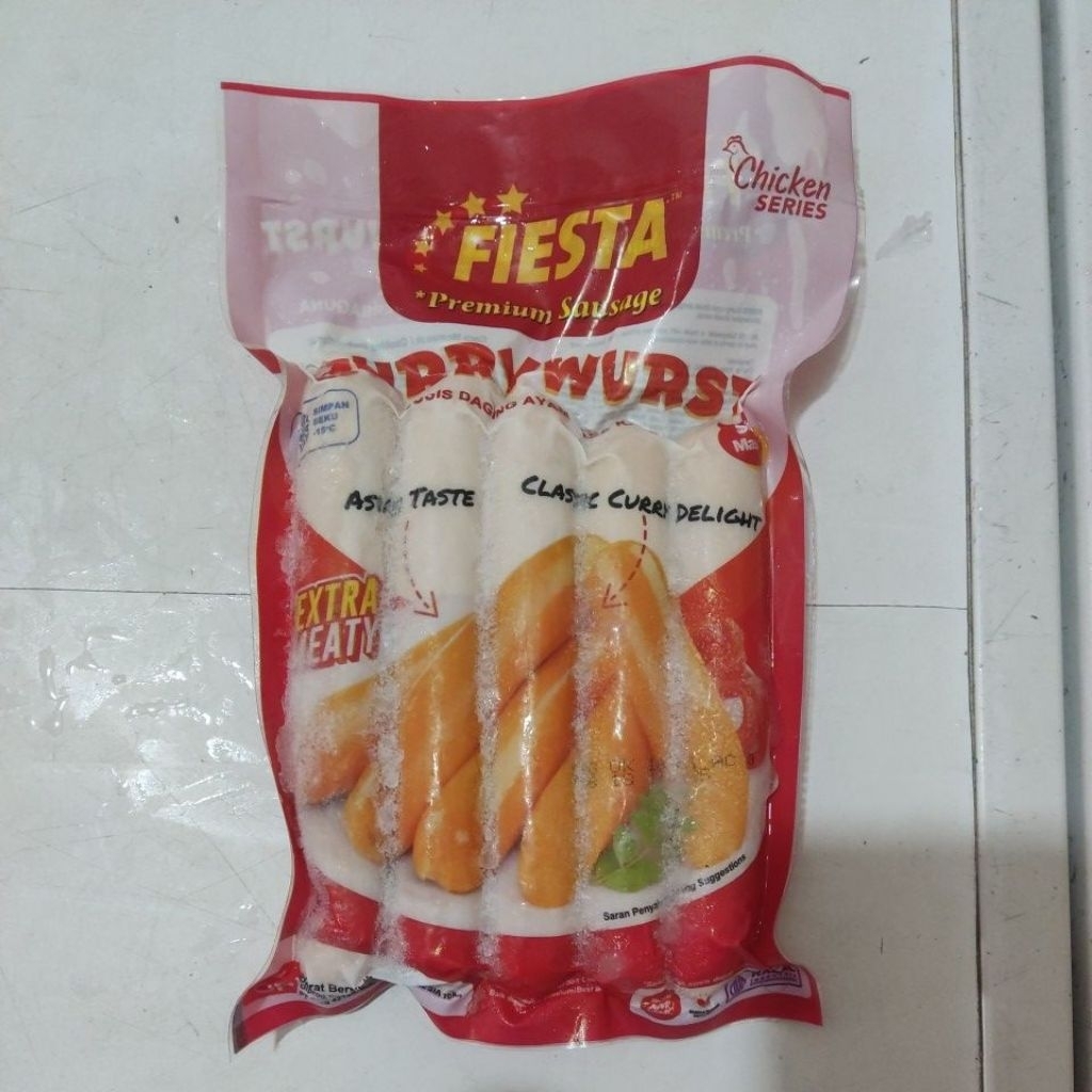 

Fiesta Sosis Currywurst isi 5 300gr