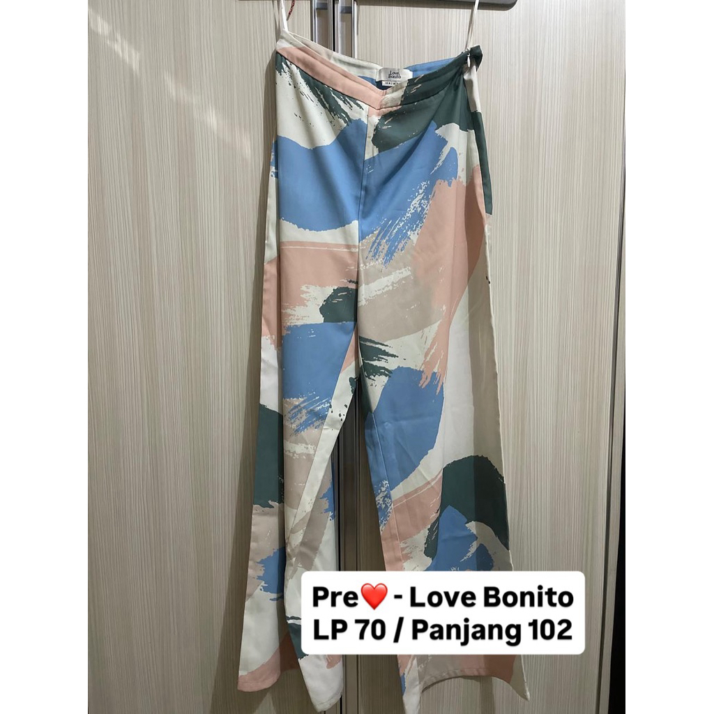 celana panjang love bonito