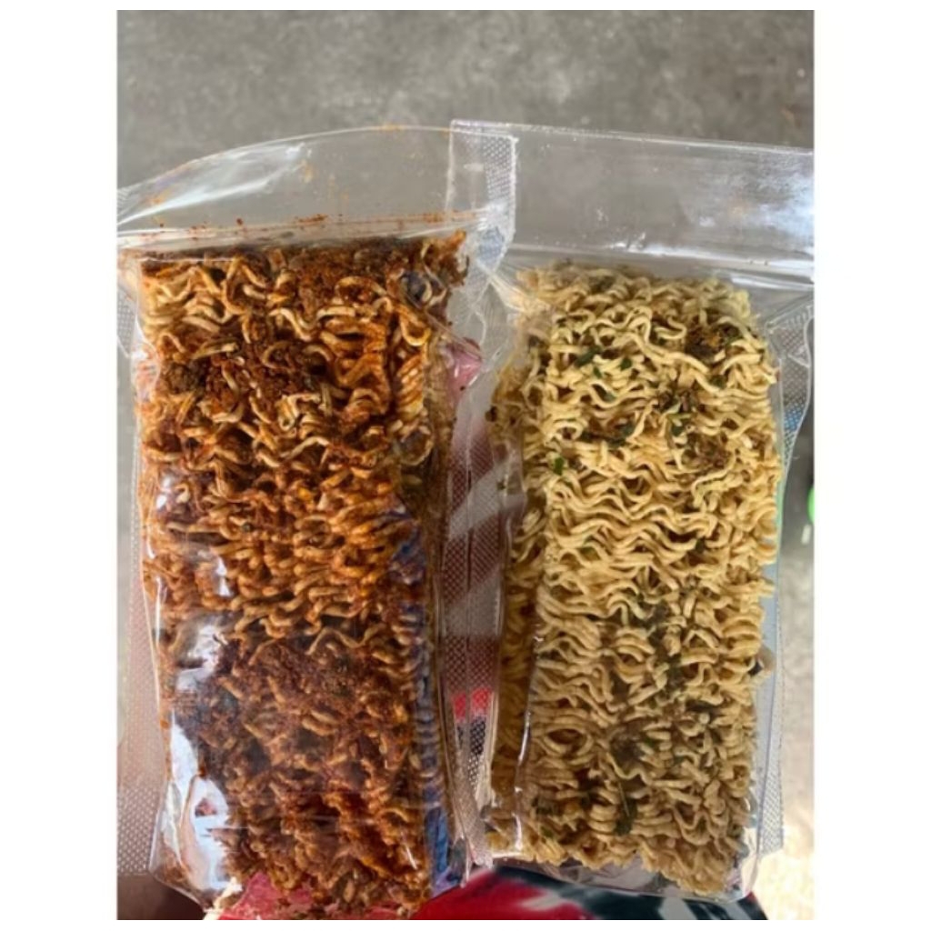 

Mie kriwil / mie renyah pedas daun jeruk 90gr