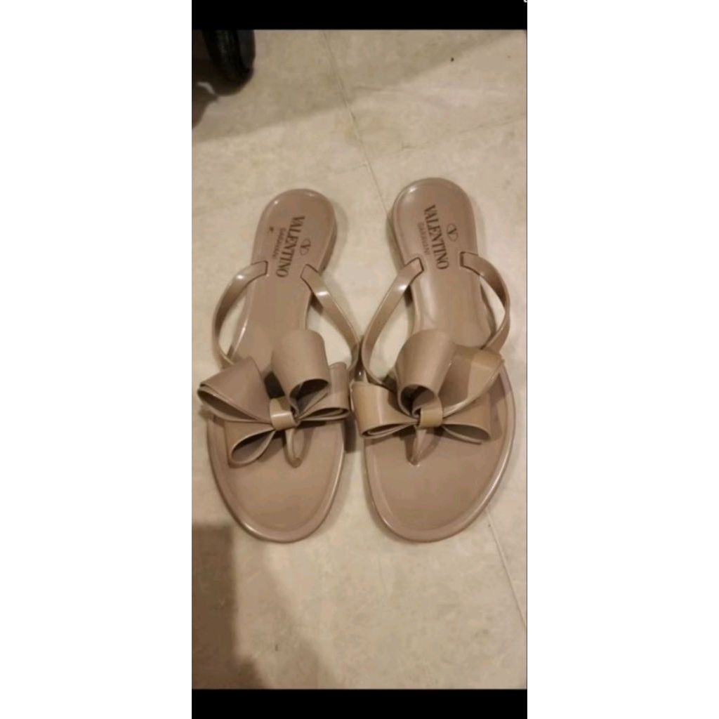 Sandal Valentino Wanita