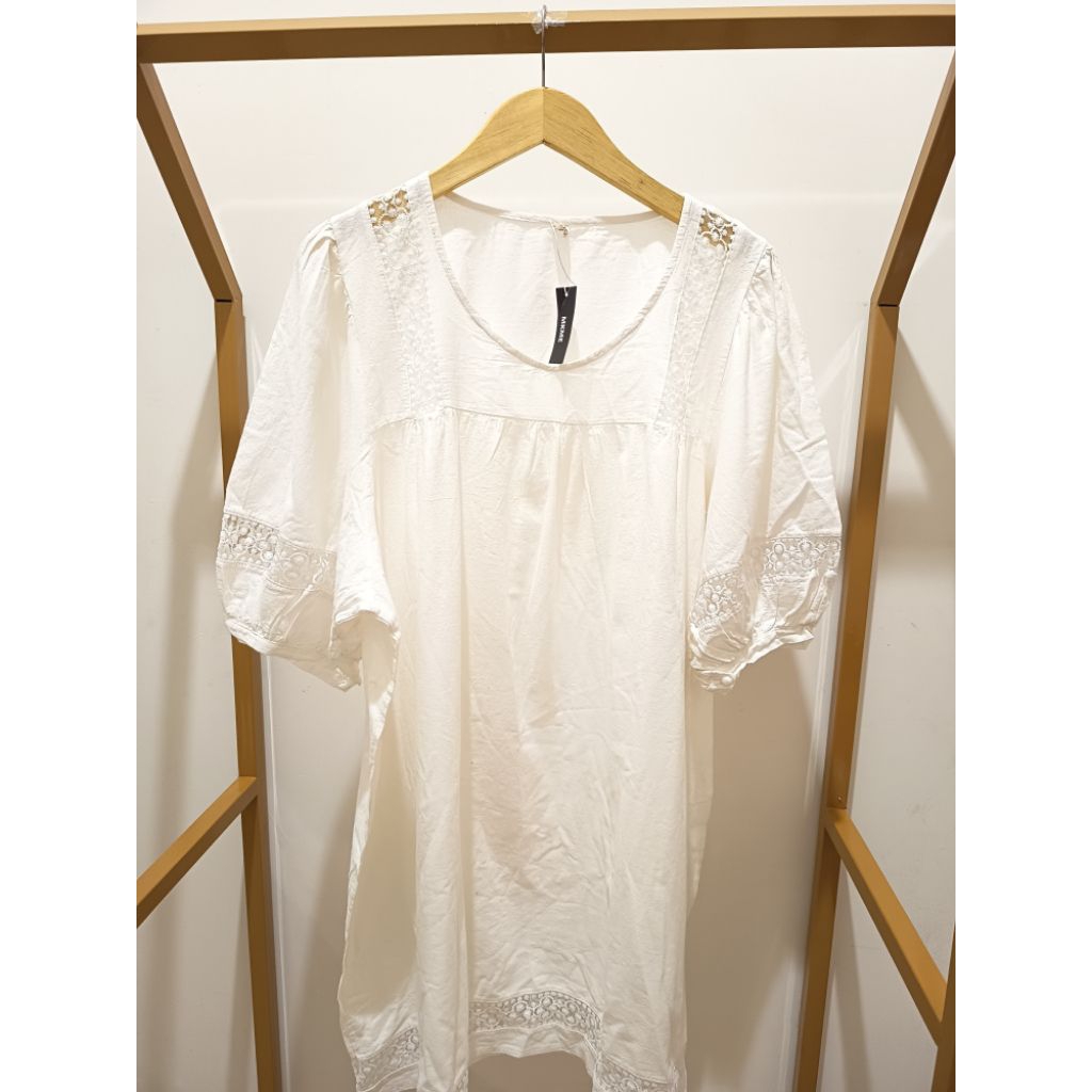 Dress Pendek Wanita - Jumbo Lengan Brokat