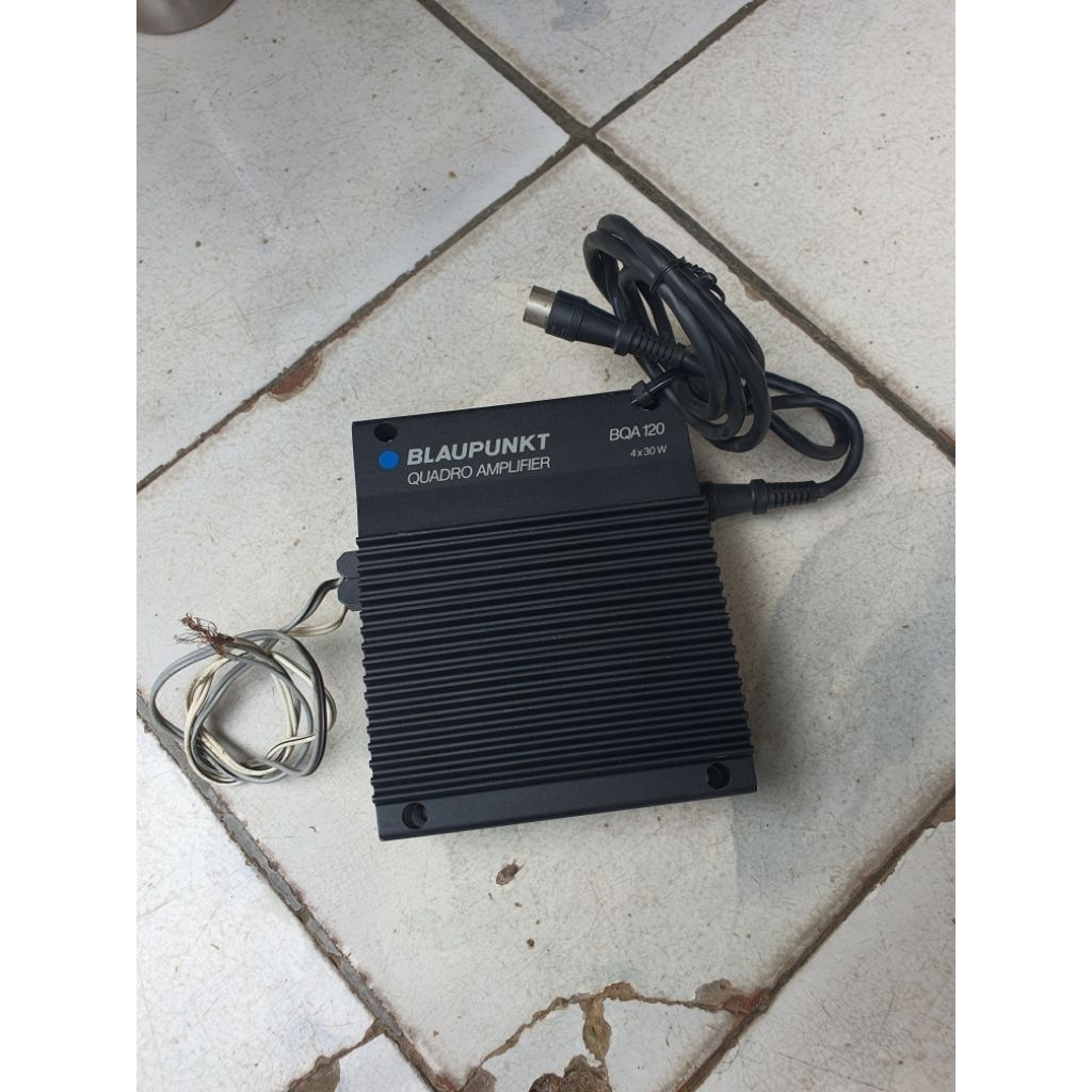 quadro amplifier Blaupunkt BQA120