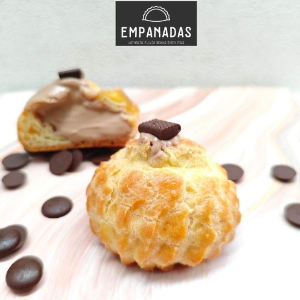 

Soes Choco Cream 1 Box (isi 6pcs)