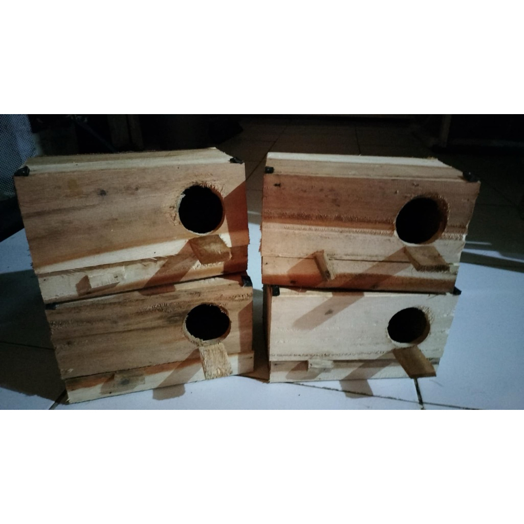 Glodok  Lovebird & Parkit Model Minimalis Bisa untuk sangkar Kapsul dan kandang ternak Kotak