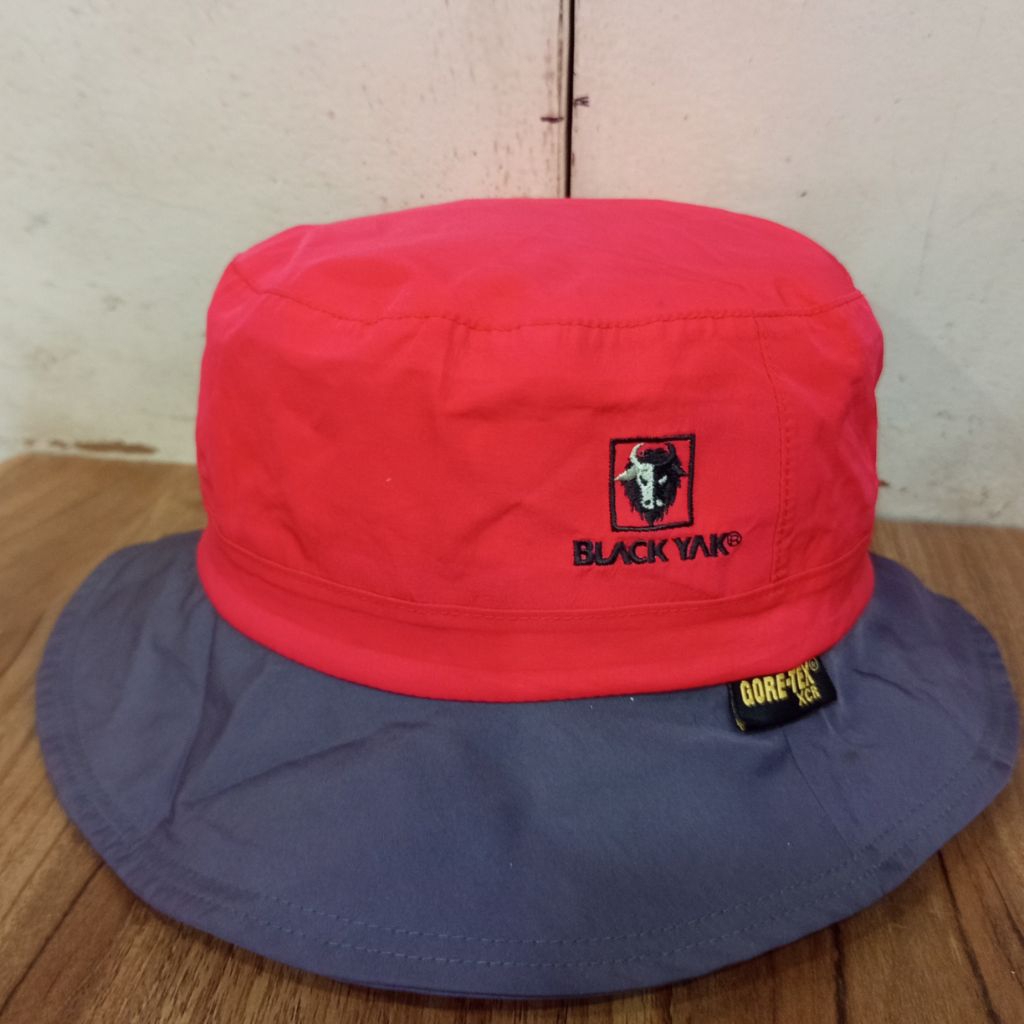 TOPI OUTDOOR GORE-TEX X BLACK YAK ORIGINAL
