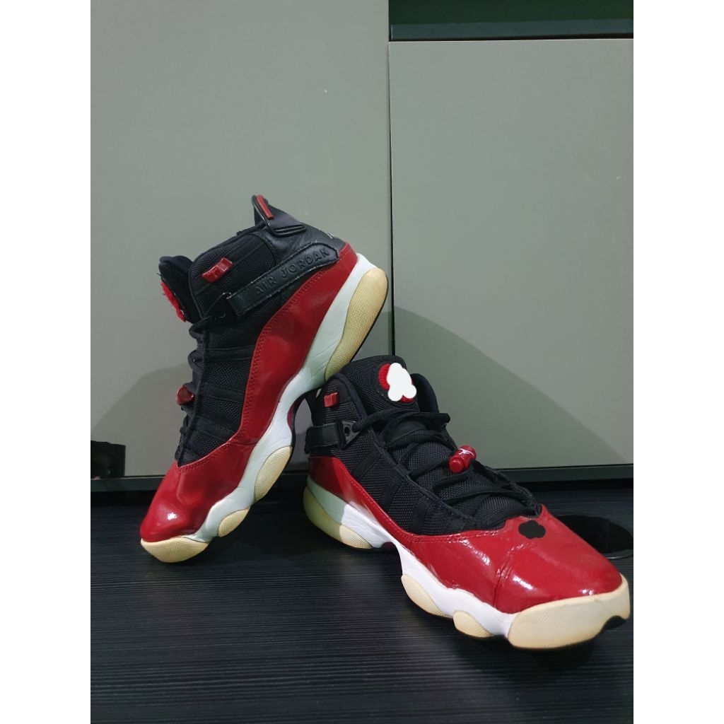 Sepatu Basket Second (Size 43)