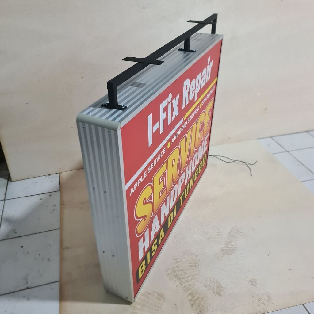 

Neon Box Frame 13cm Ukuran 100 x 100cm