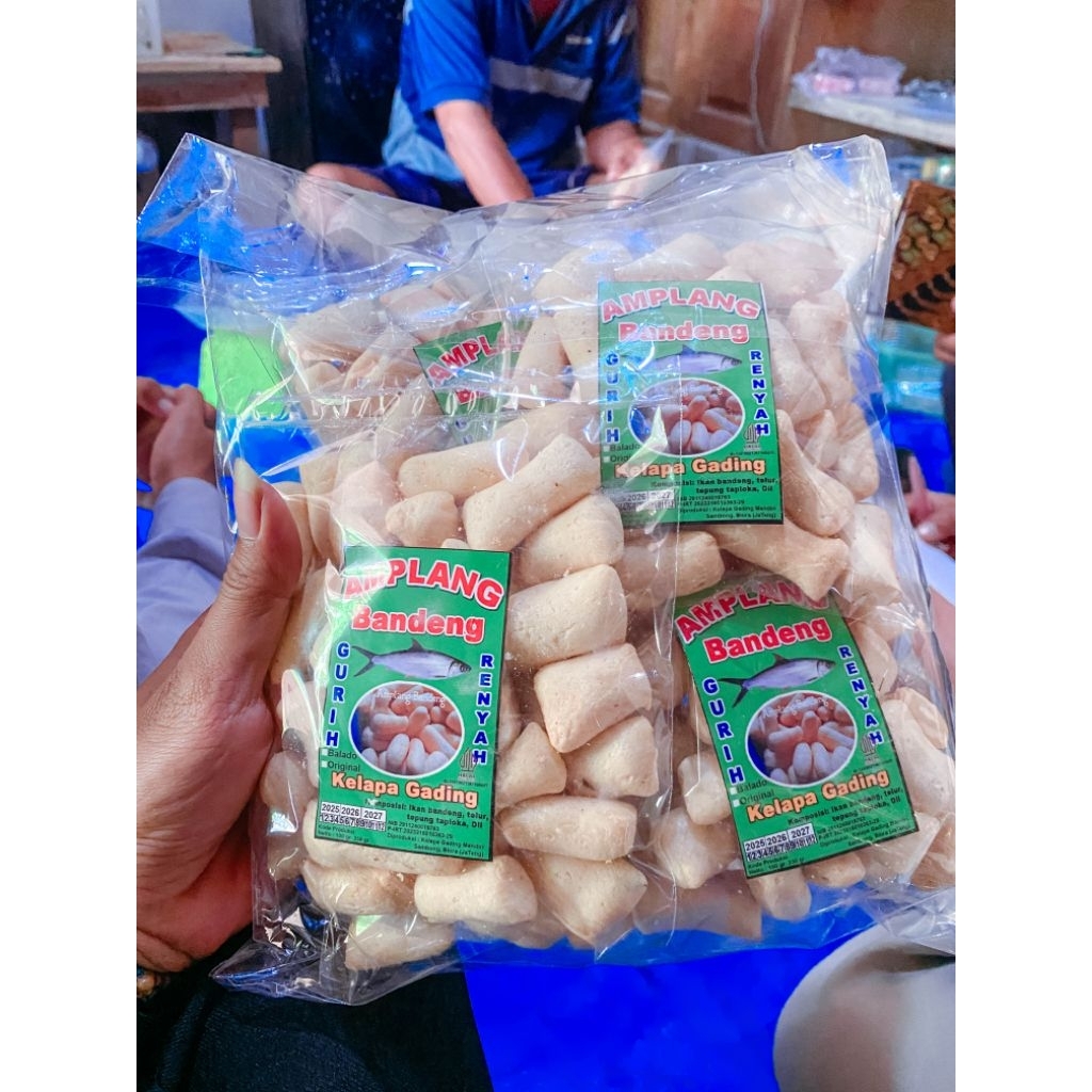 

Amplang ikan bandeng gurih dan renyah