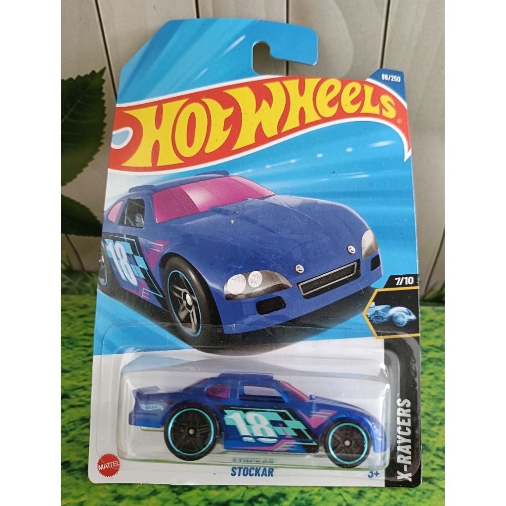 HOT WHEELS STOCKAR X-RAYCERS